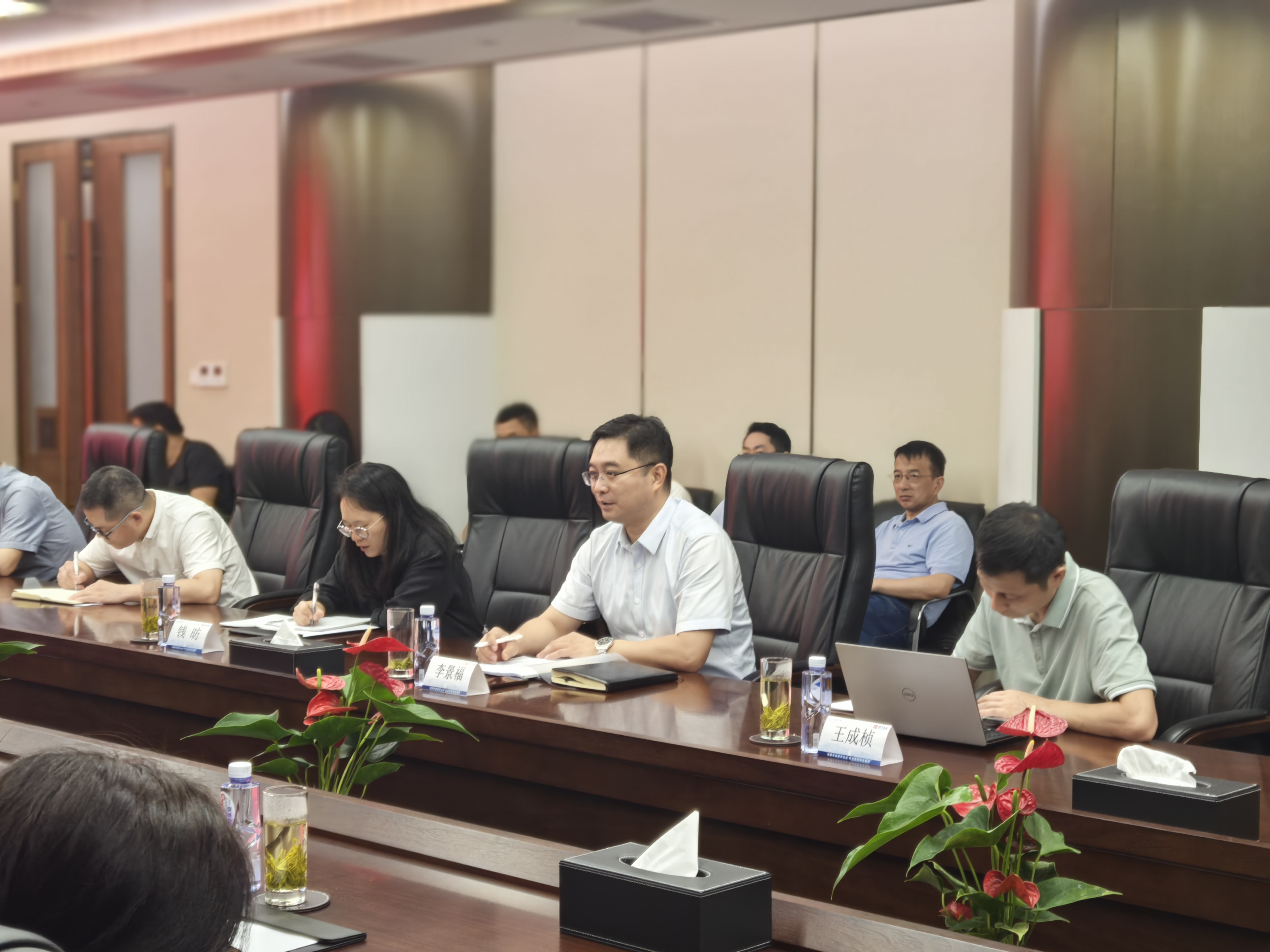 1726791732_8554 超凡国际官网-钻营健全,你我一路成长